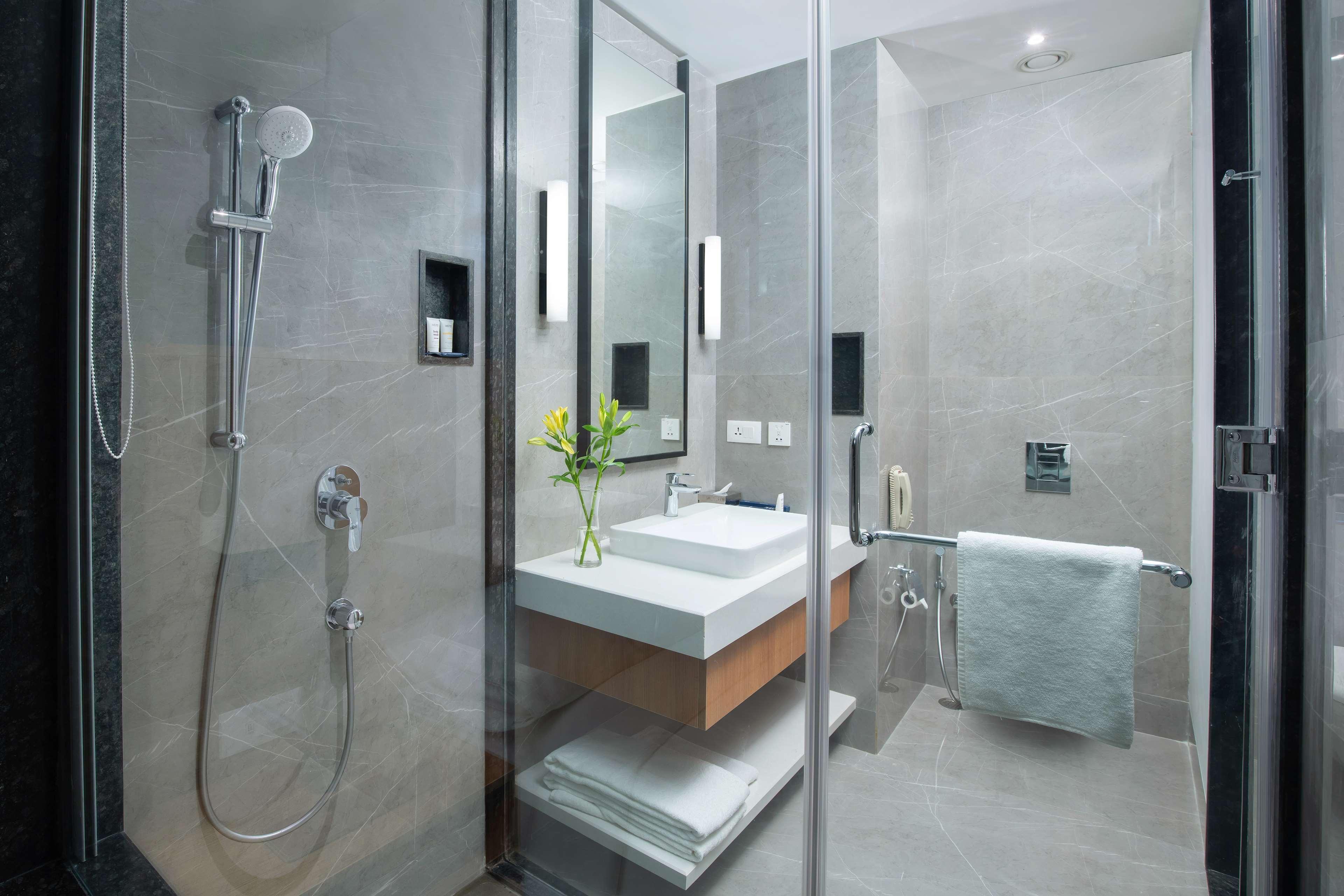 Park Inn By Radisson Gwalior Ngoại thất bức ảnh